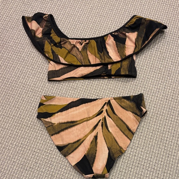 Marie Oliver Emily Ruffle Bikini Set - Picture 4 of 5